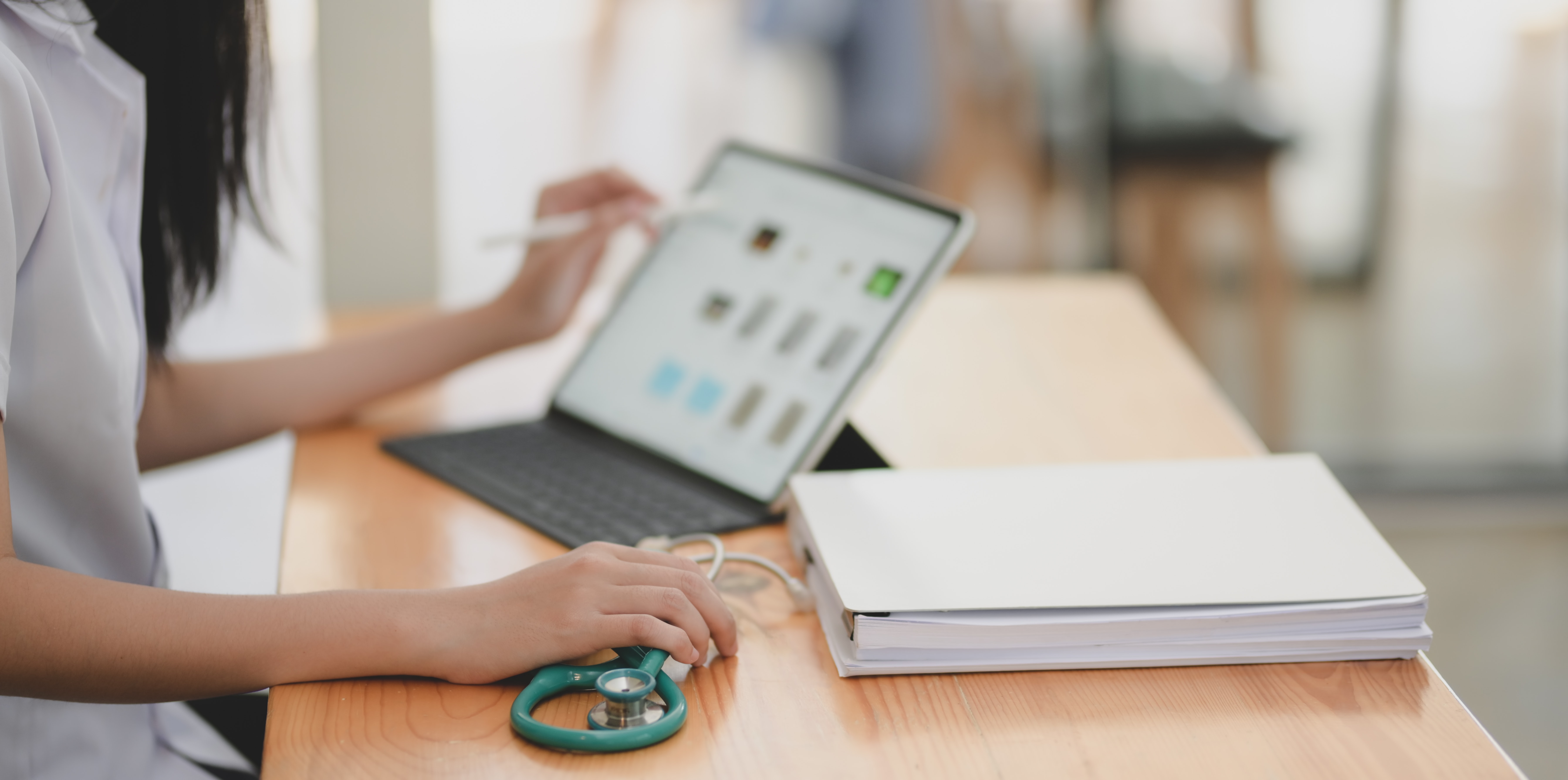 7 Key Features you want to make sure your EMR System has - Dr. Bill